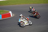enduro-digital-images;event-digital-images;eventdigitalimages;mallory-park;mallory-park-photographs;mallory-park-trackday;mallory-park-trackday-photographs;no-limits-trackdays;peter-wileman-photography;racing-digital-images;trackday-digital-images;trackday-photos